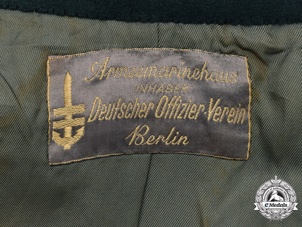 germany,_heer._a_gebirgsjäger_officer’s_service_tunic,_to_dr._alfred_horstkotte,_by_armeemarinehaus,_c.1943_m19_3888