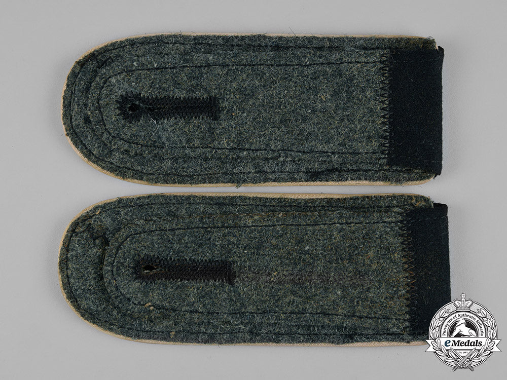 germany,_waffen-_ss._a_set_of_mann_infantry_shoulder_straps_m19_3974