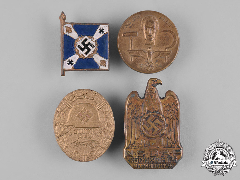 germany,_third_reich._a_lot_of_third_reich_period_badges_m19_4123