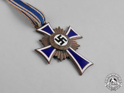 germany,_third_reich._a_group_of_honour_crosses_of_the_german_mother,_various_grades_m19_4140