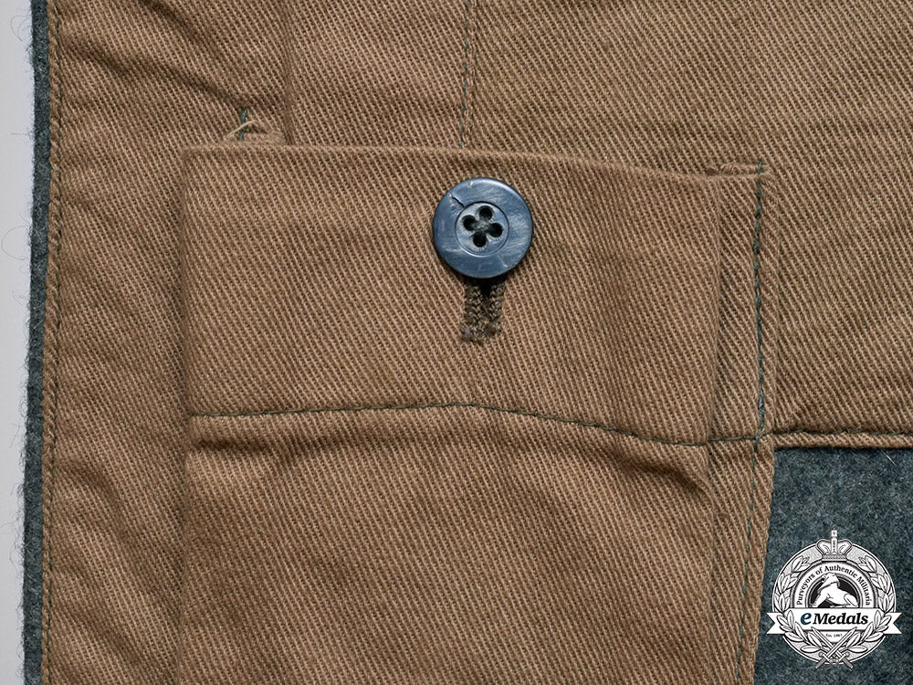 germany,_ss._a_death_head_unit_ss-_scharführer_service_tunic_and_side_cap_m19_4375