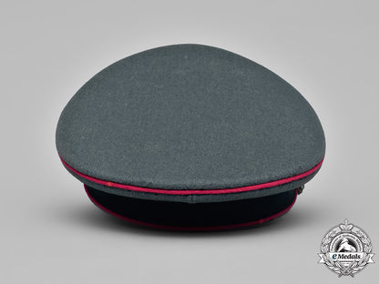 germany,_wehrmacht._a_veterinarian_officer’s_visor_cap,_by_mitzlaff&_bliedung,_named_m19_4555