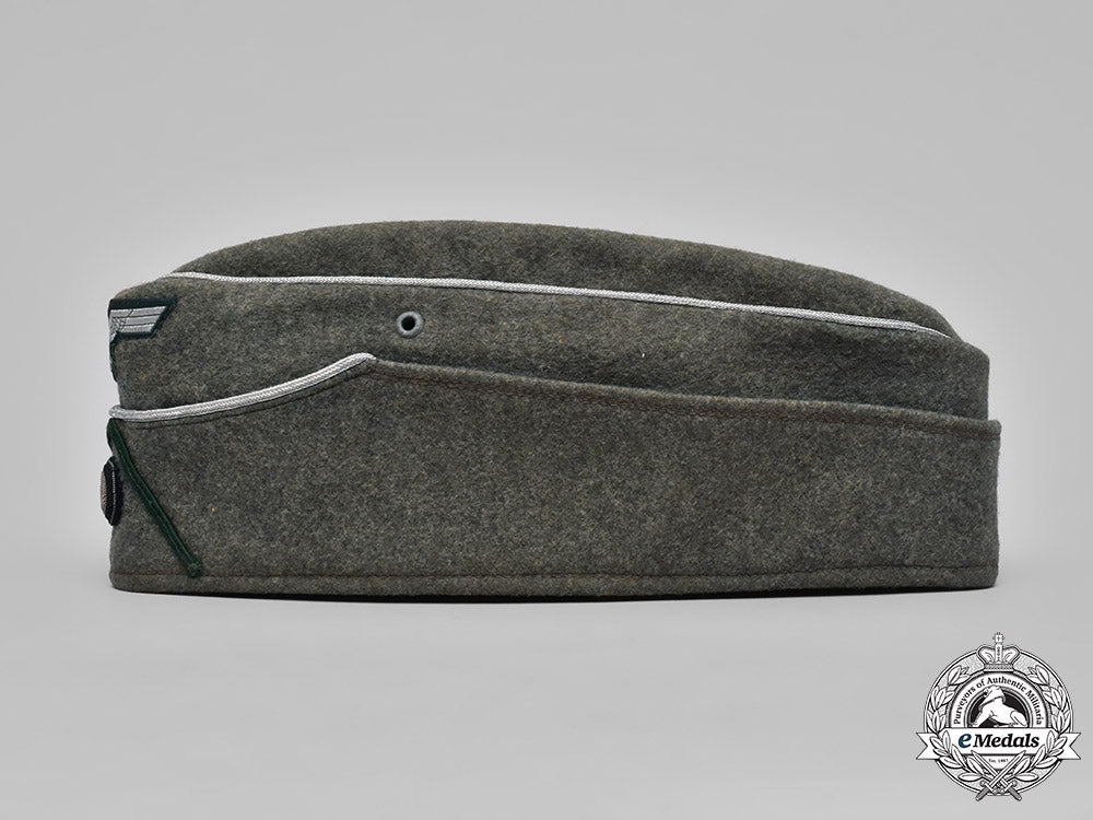 germany,_heer._a_heer_administration_officer’s_overseas_cap_m19_4606_1_1_1_1