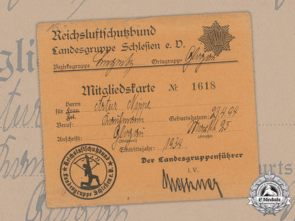 germany,_reichsluftschutzbund._a_membership_card_of_group_silesia,1934_m19_4783