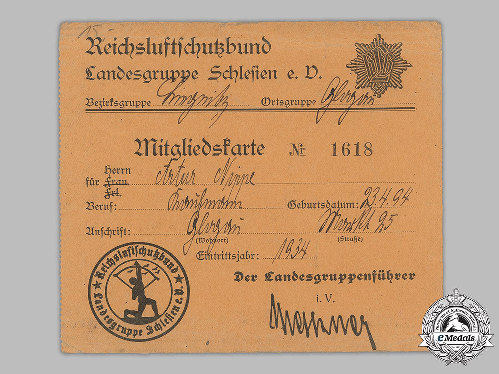 germany,_reichsluftschutzbund._a_membership_card_of_group_silesia,1934_m19_4784