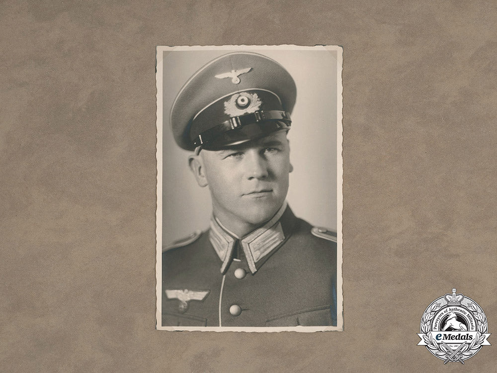 germany,_heer._a_prewar_photo_album,_infanterie-_regiment_augsburg,_rgt._nachr._zu_m19_4907_1