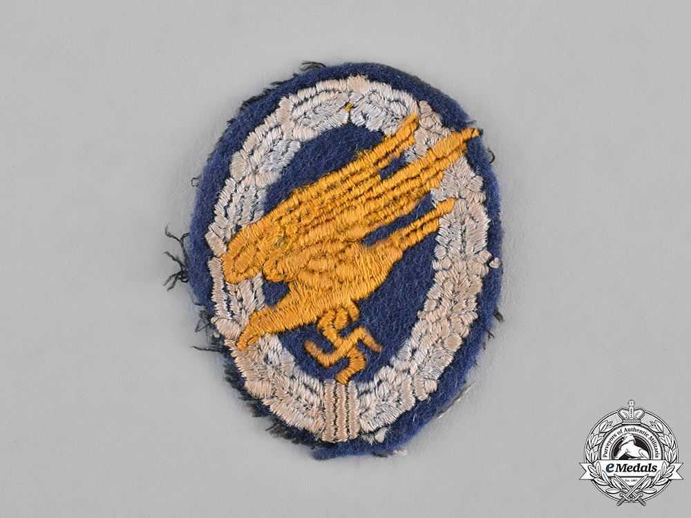 germany,_luftwaffe._a_group_of_awards,_documents,_and_photographs_to_fallschirmjäger_karl-_heinz_schultenjohann_m19_5301_1