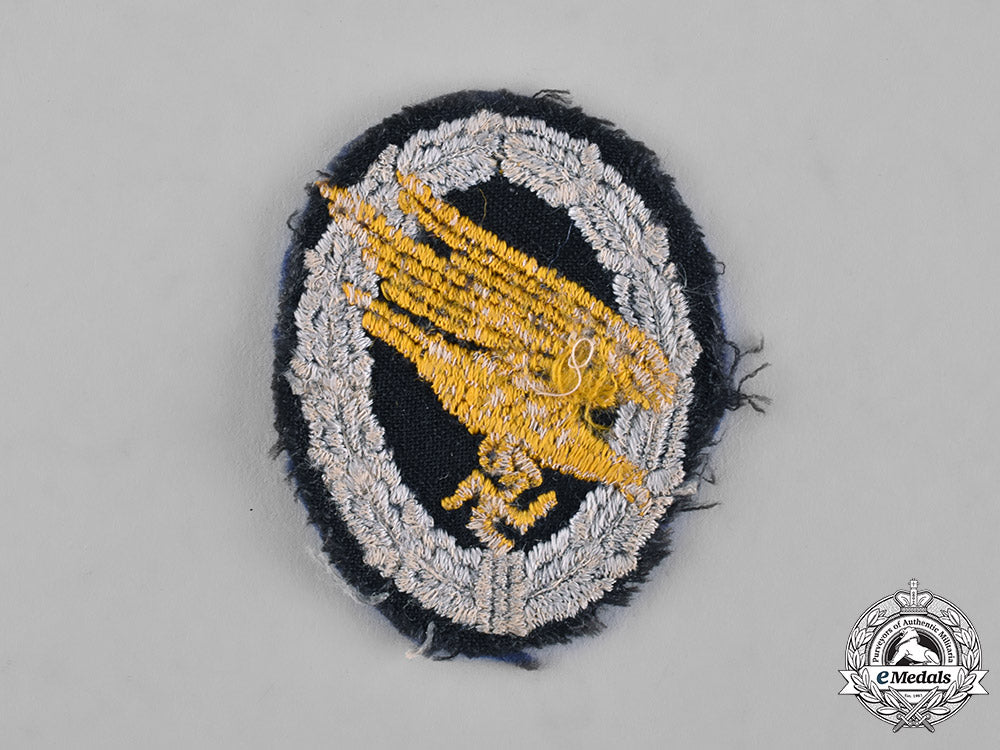 germany,_luftwaffe._a_group_of_awards,_documents,_and_photographs_to_fallschirmjäger_karl-_heinz_schultenjohann_m19_5302_1