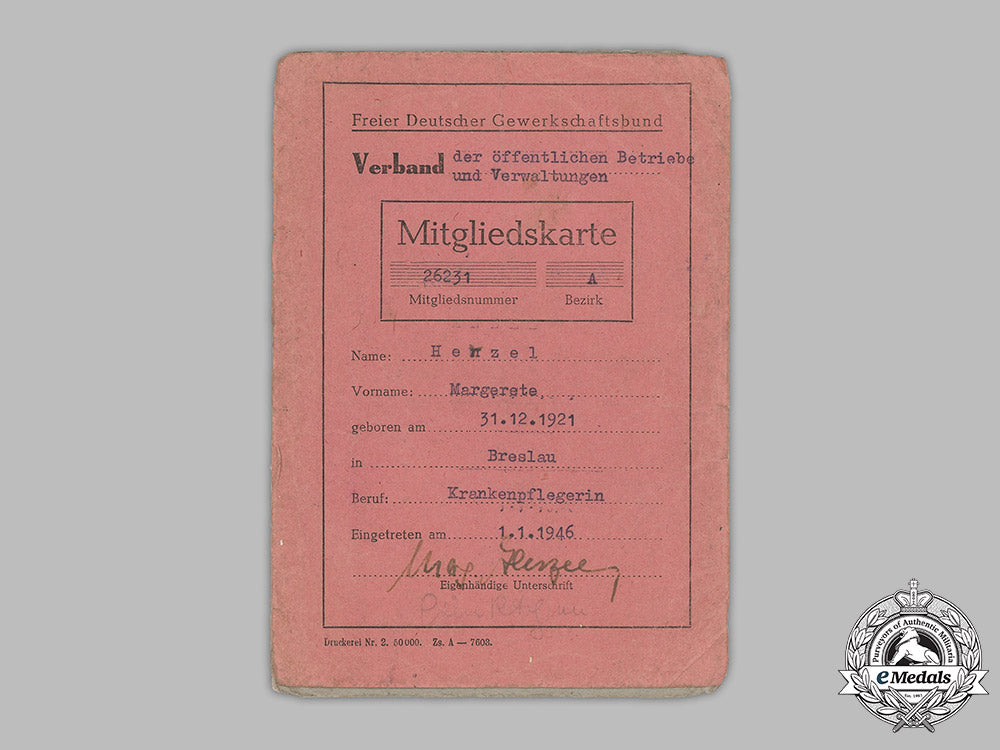 germany,_luftwaffe._a_group_of_awards,_documents,_and_photographs_to_fallschirmjäger_karl-_heinz_schultenjohann_m19_5307_1