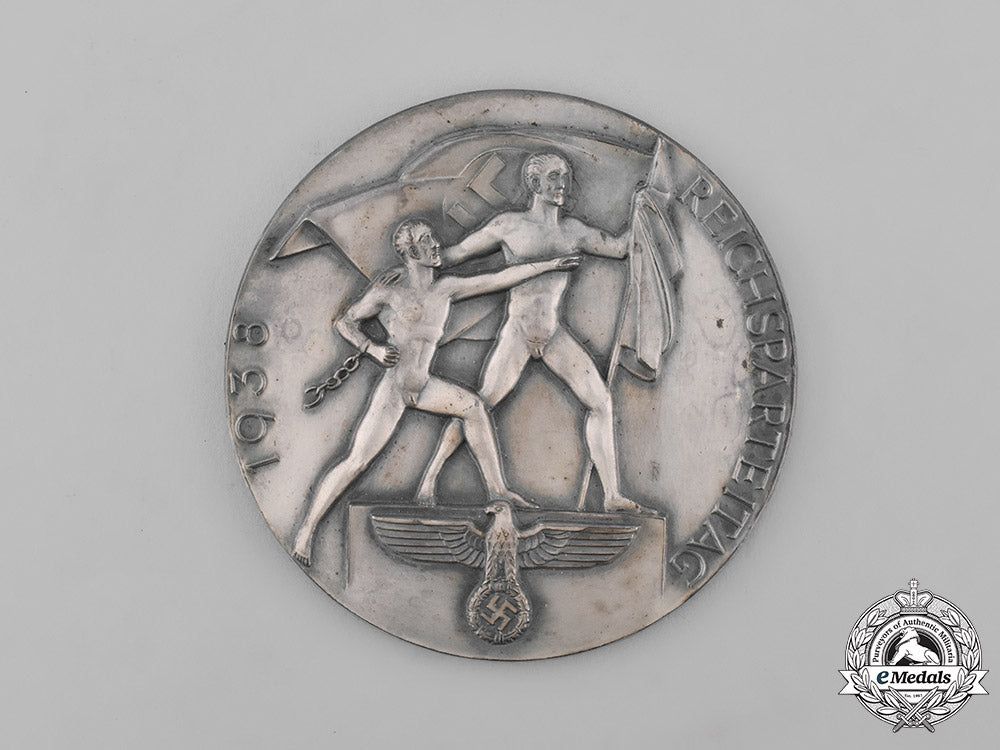 germany,_third_reich._a1938_nuremberg_rally_commemorative_plaque_with_case_m19_5682