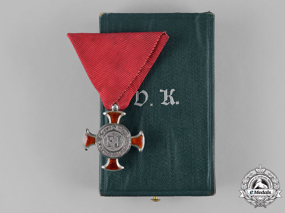 austria,_imperial._a_merit_cross,_iv_class,_by_v._mayers_söhne,_c.1915_m19_5756