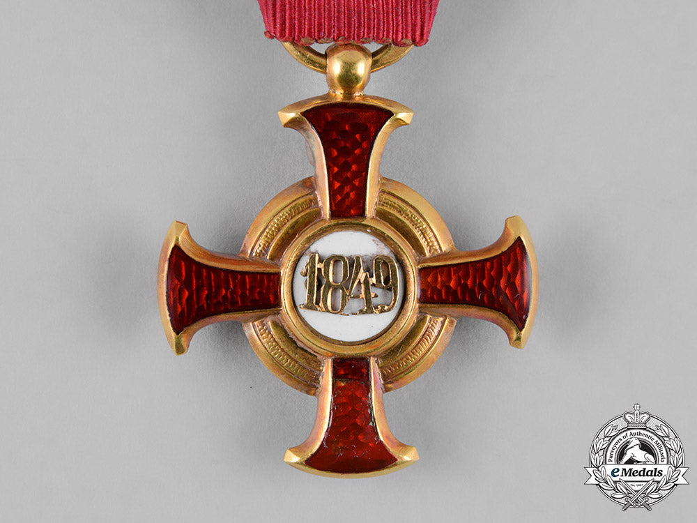 austria,_imperial._a_cross_of_merit_in_gold_with_case,_by_v._mayers_söhne,_ca.1908_m19_5839