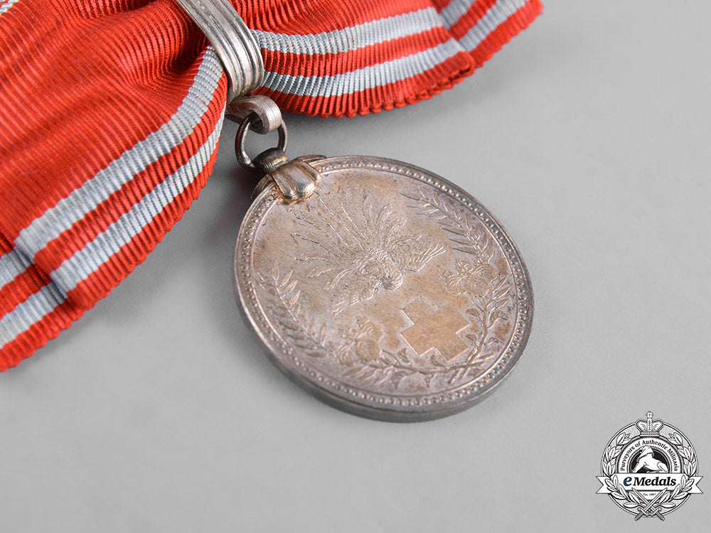 japan,_empire._two_red_cross_society_membership_medals_m19_6214