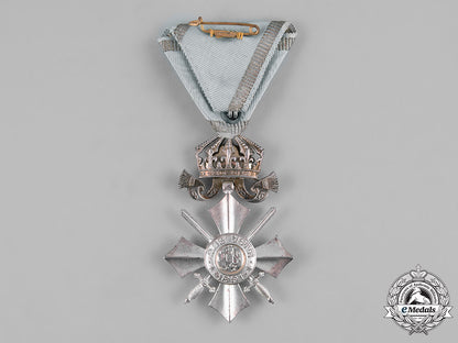 bulgaria,_kingdom._an_order_of_military_merit,_vi_class_silver_merit_cross_with_crown,_c.1918_m19_6299