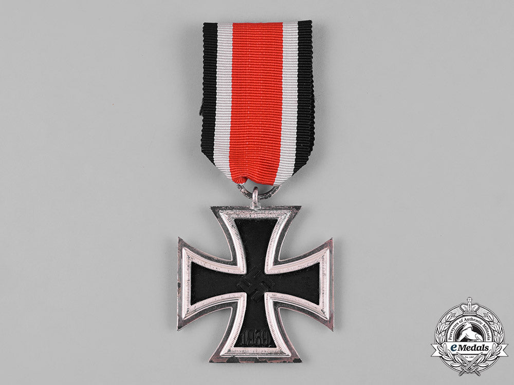 germany,_wehrmacht._a1939_iron_cross,_ii_class_m19_6477
