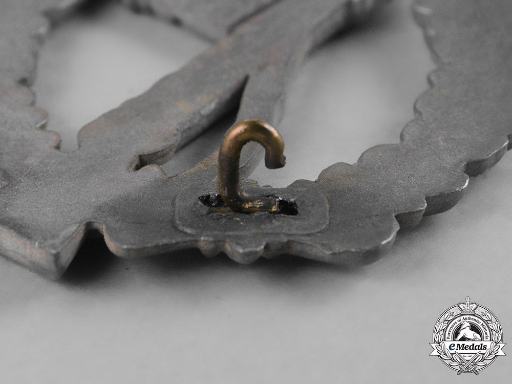 germany,_wehrmacht._an_infantry_assault_badge,_silver_grade_m19_6502
