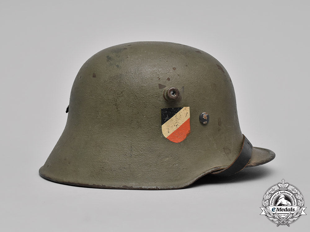 germany,_heer._a_heer_m17_transitional_steel_helmet_m19_6720