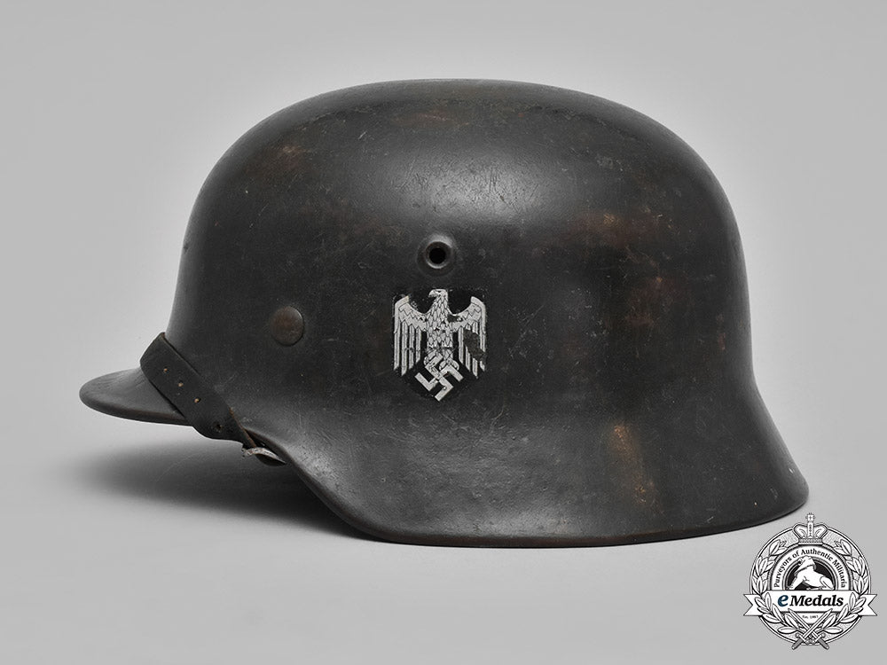 germany,_heer._a_heer_m40_single-_decal_steel_helmet_by_eisenhüttenwerk_thale_m19_6738