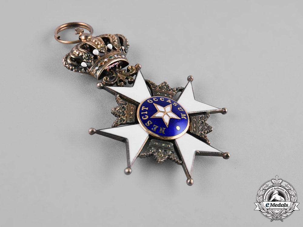 sweden,_kingdom._an_order_of_the_north_star,_knight's_breast_badge,_by_c.f.carlman_m19_6896