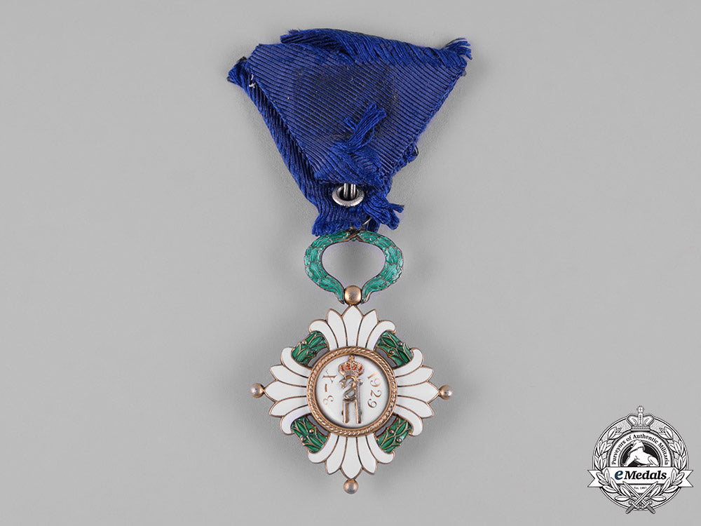 yugoslavia,_kingdom._an_order_of_the_crown,_v_class_knight,_c.1940_m19_6911_1_1