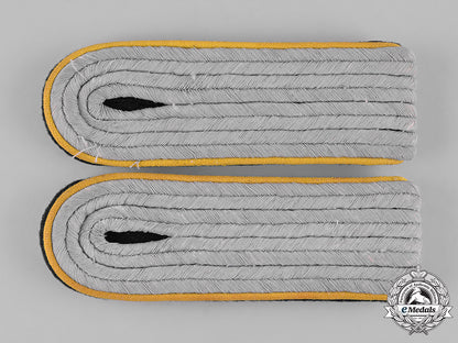 germany,_ss._a_set_of_waffen-_ss_untersturmführer_reconnaissance_shoulder_boards_m19_7107