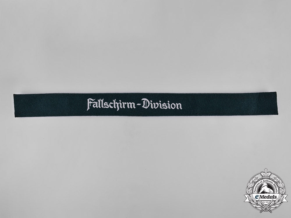 germany,_luftwaffe._a_fallschirm-_division_cuff_title_m19_7116_1
