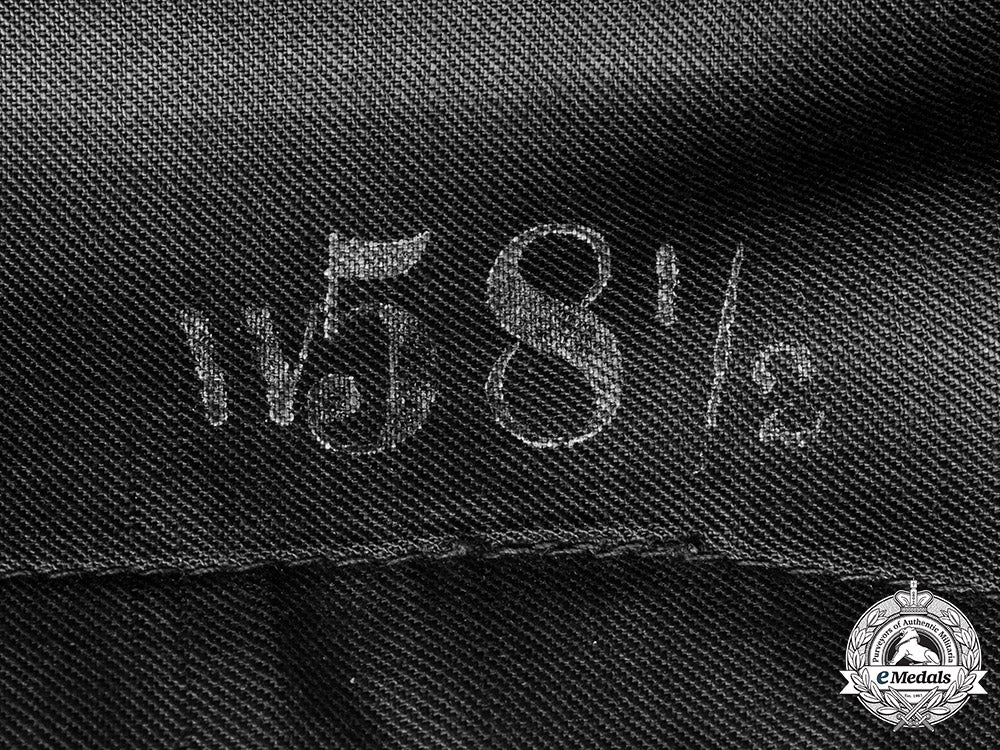 germany,_kriegsmarine._an_officers_garrison_cap,_by_glöckler_m19_7474_1_1