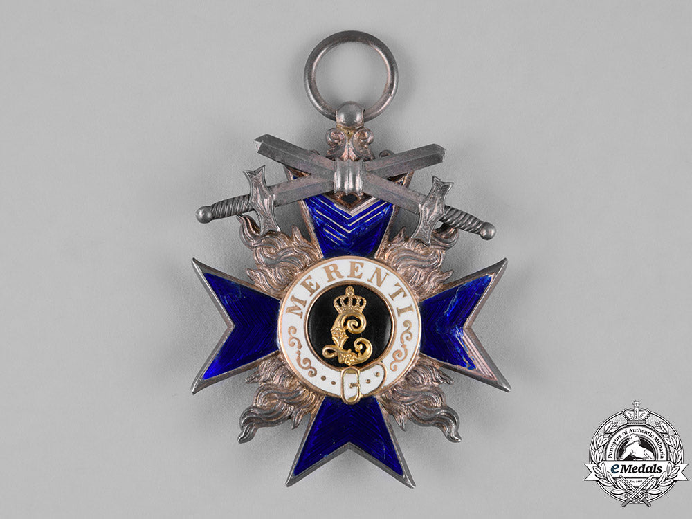 bavaria,_kingdom._a_military_merit_cross,_iv_class_with_swords,_c.1915_m19_7594