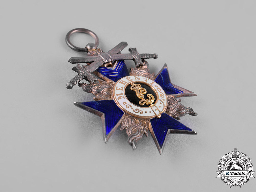 bavaria,_kingdom._a_military_merit_cross,_iv_class_with_swords,_c.1915_m19_7596