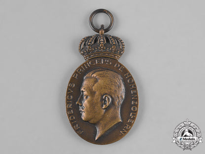 germany,_weimar._a_hohenzollern_bene_merenti_medal,_bronze_grade_m19_7708
