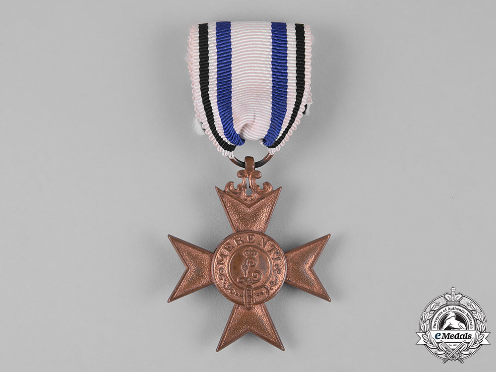 bavaria,_kingdom._an_order_of_military_merit,_war_merit_cross,_iii_class,_with_case_m19_7794