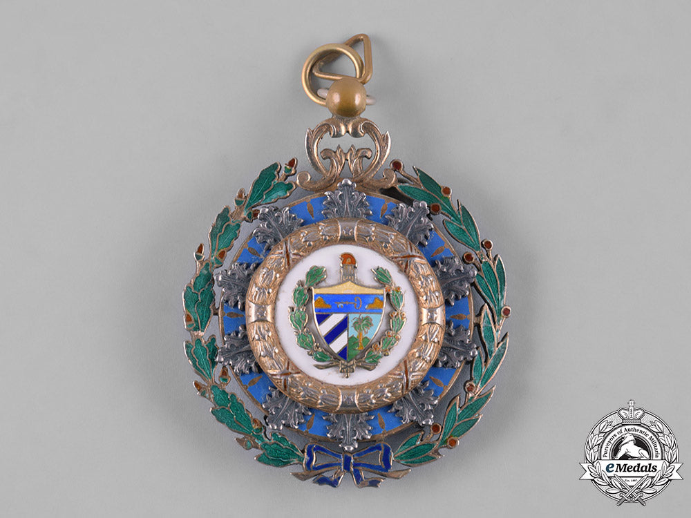 cuba,_republic._an_order_of_carlos_manuel_cespedes,_i_class_grand_cross,_c.1935_m19_8158