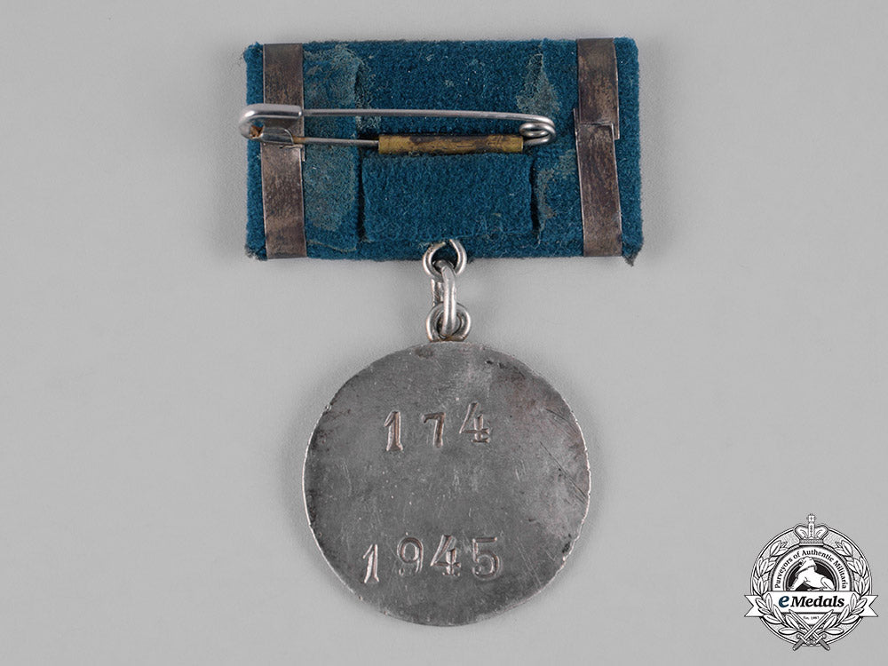 east_turkestan,_ii_republic._a_medal_for_unselfishness,_c.1945_m19_8320