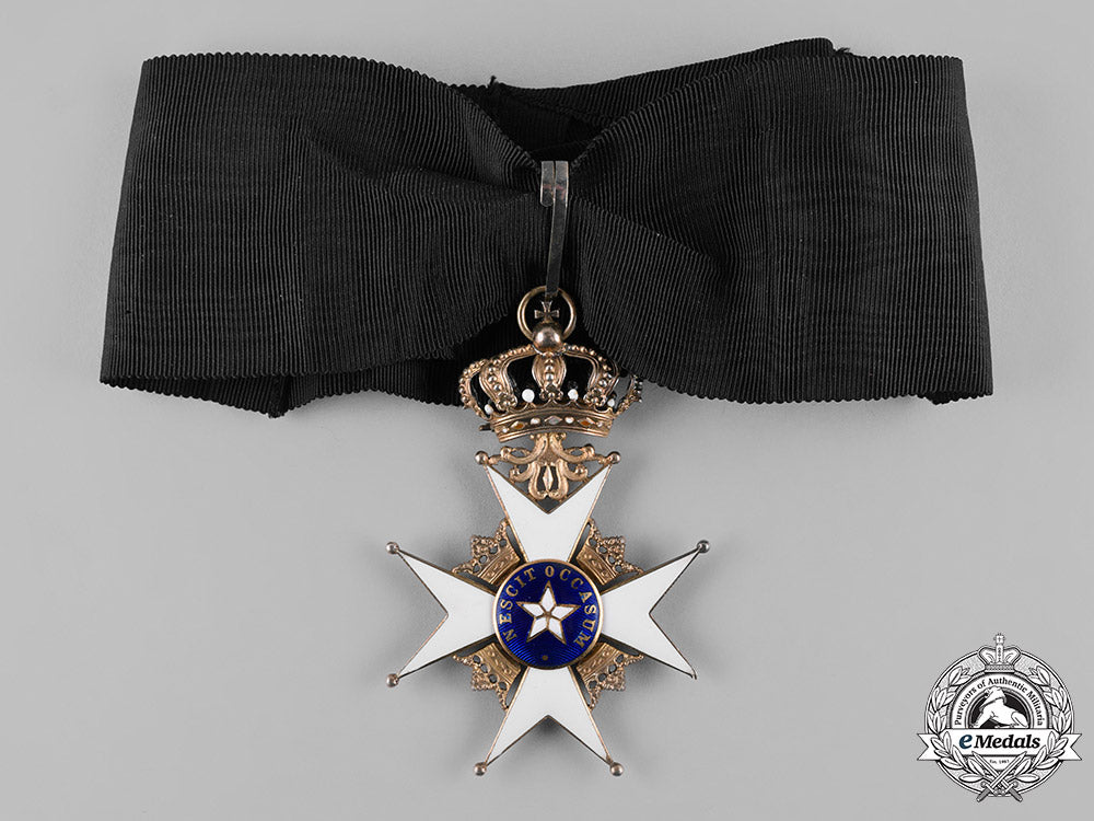 sweden,_kingdom._an_order_of_the_north_star,_commander's_badge,_by_c.f.carlman_m19_8451_1_1_1_1