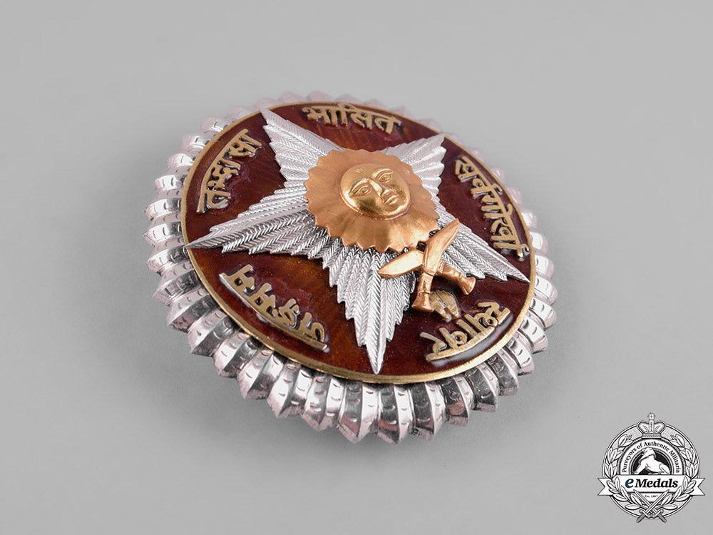 nepal,_federal_democratic_republic._a_most_puissant_order_of_the_gorkha_dakshina_bahu,_i_class_star,_c._m19_8492