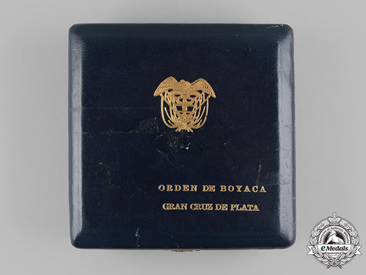 colombia,_republic._an_order_of_boyacá,_i_class_grand_cross_star_case_m19_8543