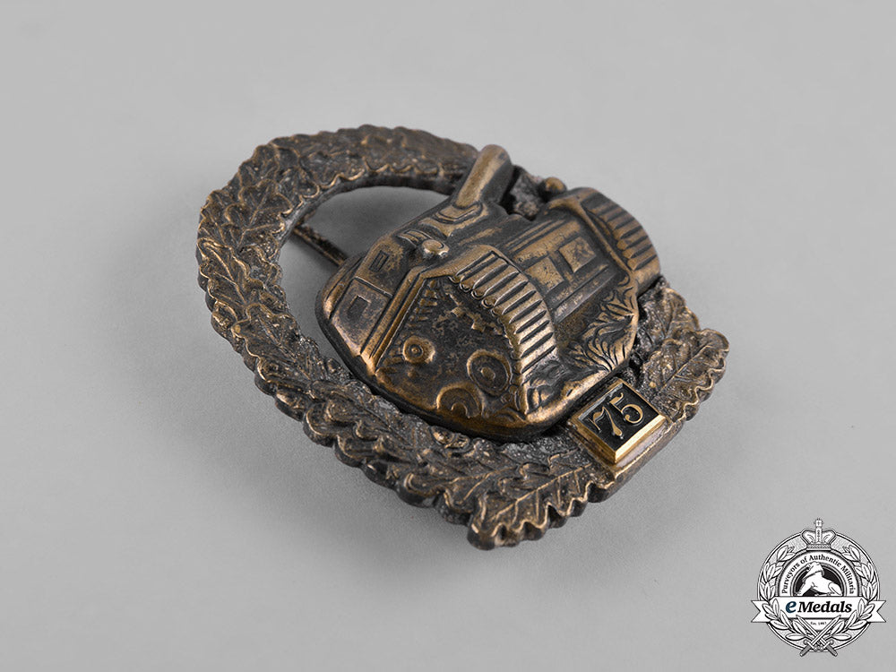 germany,_federal_republic._a_special_grade_tank_badge_for75_engagements,1957_version_m19_8691