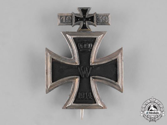 germany,_federal_republic._a1914_iron_cross_with_integrated1939_clasp,1957_version_m19_8766
