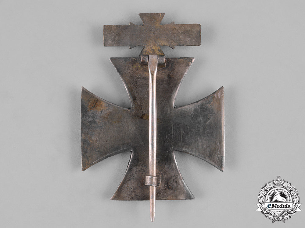 germany,_federal_republic._a1914_iron_cross_with_integrated1939_clasp,1957_version_m19_8767