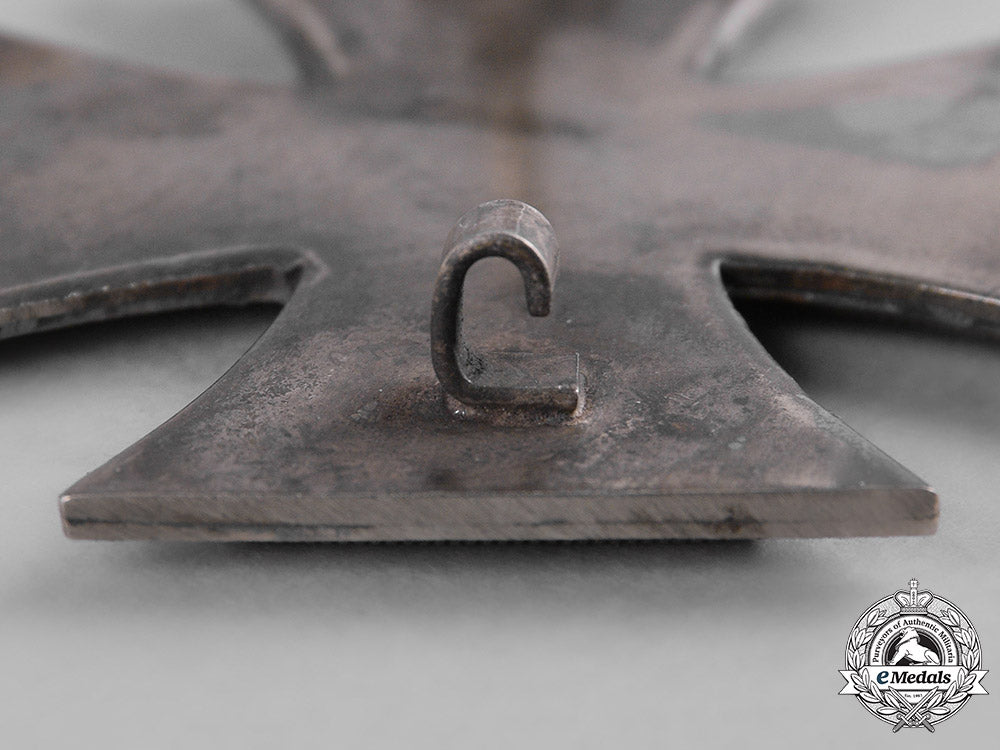 germany,_federal_republic._a1914_iron_cross_with_integrated1939_clasp,1957_version_m19_8770