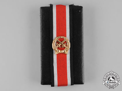 germany,_federal_republic._a_cased_heer_honour_roll_clasp,1957_version,_by_hans_brüggemann_m19_8783