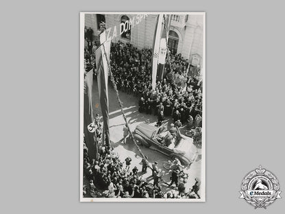 croatia,_independent_state._a_large_press_photo_of_ante_pavelić_visiting_varaždin,_c.1942_m19_8931