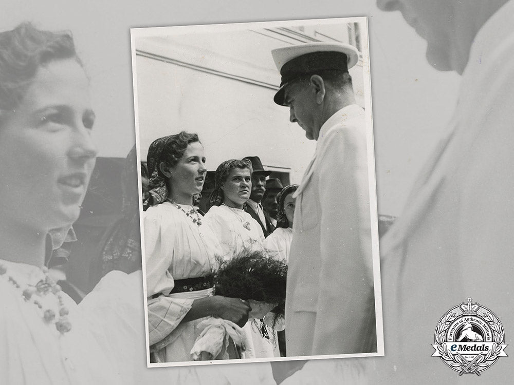 croatia,_independent_state._a_large_press_photo_of_ante_pavelić_with_youth,_c.1942_m19_8932