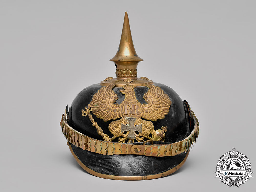 prussia,_kingdom._an_infantry_reserve_officer's_pickelhaube_m19_9016