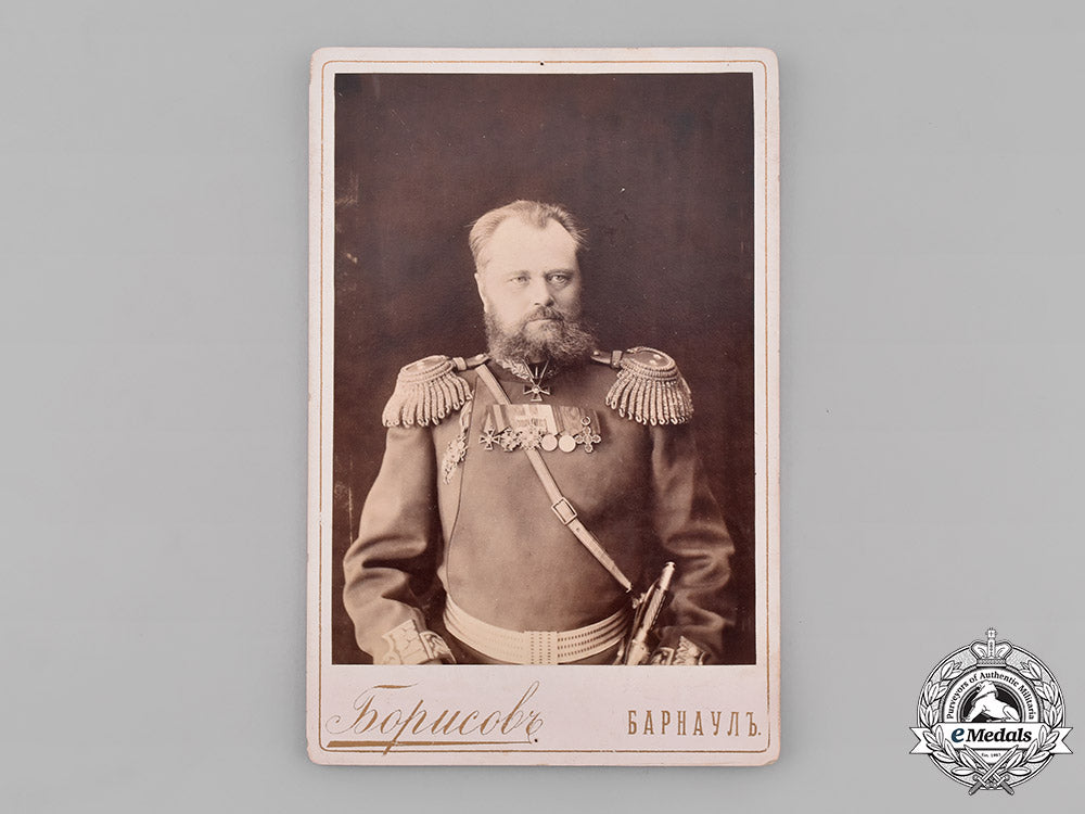 russia,_imperial._a_studio_photo_of_an_imperial_russian_army_officer_m19_9220_1