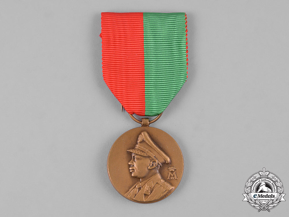 burundi,_kingdom._a_king_mwambutsa_iv_bangiricenge_meritorious_service_medal_m19_9234