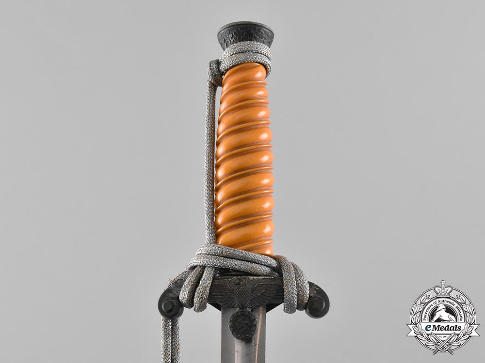 germany,_heer._an_officer’s_dagger_with_hangers,_by_e.&_f._hörster_m19_9517