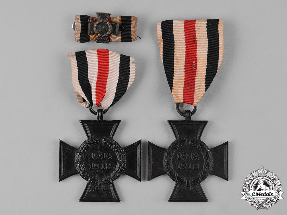 germany,_third_reich._a_lot_of_honour_crosses_of_the_world_war1914/1918_for_widows_m19_9562