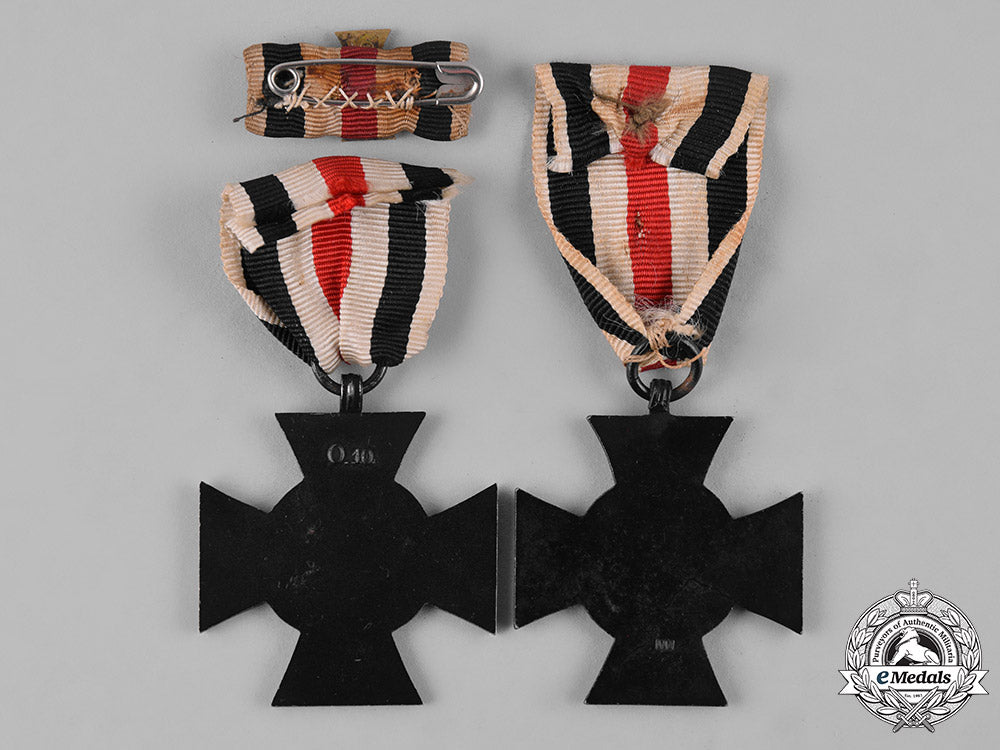 germany,_third_reich._a_lot_of_honour_crosses_of_the_world_war1914/1918_for_widows_m19_9563