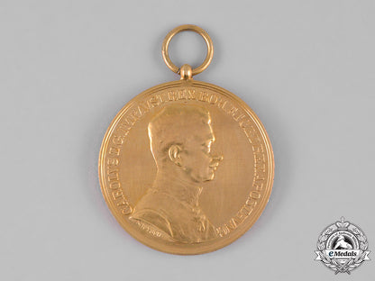 austria,_imperial._a_bravery_medal,_gold_grade,_by_heinrich_kautsch,_c.1917_m19_9582_1